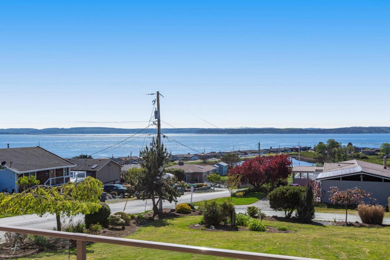 Whidbey Cedar Sunsets Villa Freeland Exterior photo
